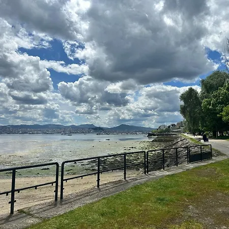 A Dos Piscos アパート Moaña